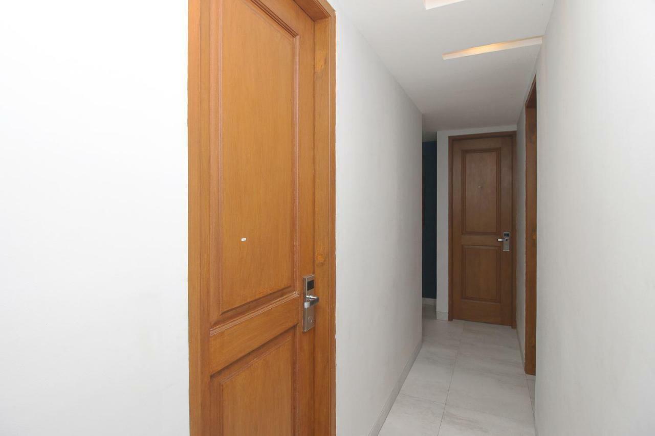 Pakis Residence Surabaya Bagian luar foto